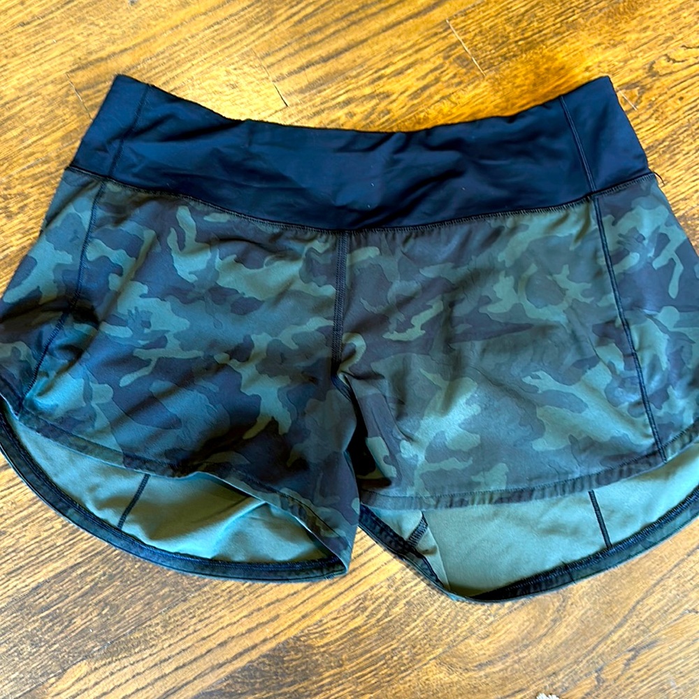 Lululemon, 4” inseam, speed up shorts